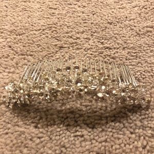 Crystal hair comb.